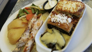 Albert's Bistro food