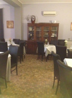 Viet Thai Basil inside