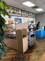 Happy Dim Sum Bakery inside