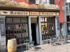 Général Café Außen