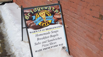 Bridgewater Cafe Pizza Cardápio