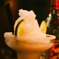 Doughbox Wood Fired Pizza Pasta Mississauga Bebida