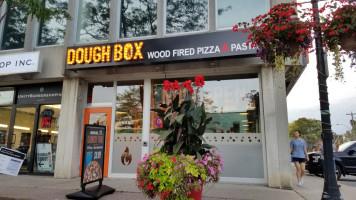 Doughbox Wood Fired Pizza Pasta Mississauga Exterior