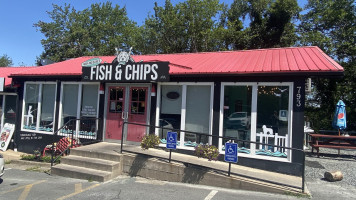 Rudy Olive's Fish And Chips Exterior