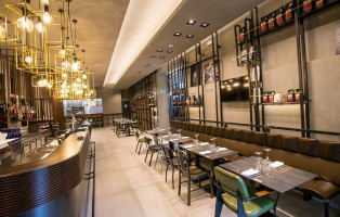 Kabobgy À l'intérieur