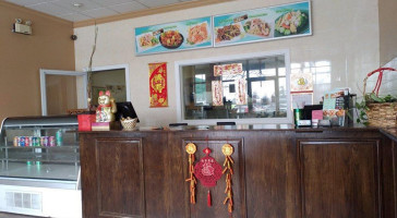 C&t Wok Express Dentro