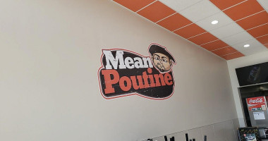 Mean Poutine Logo