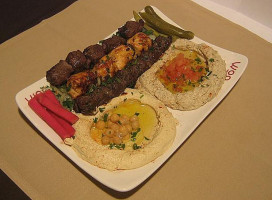 Half Moon Pickering food