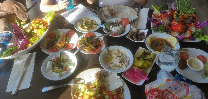 Half Moon Pickering food