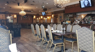 Half Moon Pickering inside