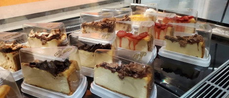 Holy Shakes Ajax food