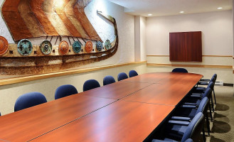 Greenwood Inn Suites Dentro