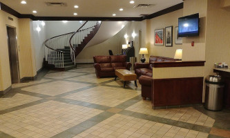 Greenwood Inn Suites Dentro