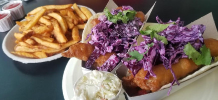 Rudy Olive's Fish And Chips Comida