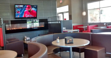 Carl's Jr. À l'intérieur