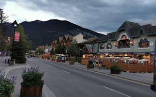 Boston Pizza Extérieur