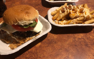 Mill Cove Brew Pub Comida