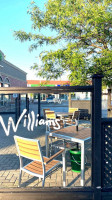Williams Fresh Cafe Exterior