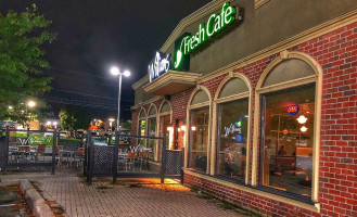 Williams Fresh Cafe Exterior