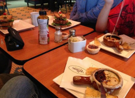 Williams Fresh Cafe Comida