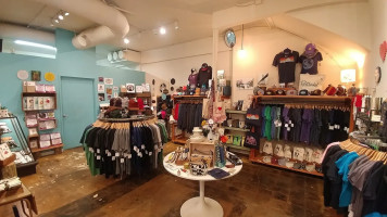 The Butcher's Block Dentro