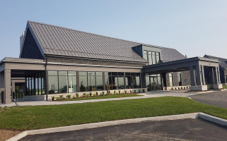 Monthill Golf Country Club Exterior