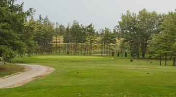 Monthill Golf Country Club Exterior