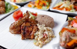 Don's Caribbean Jerk Brampton Comida