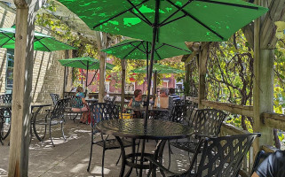 Edit. The Arlington Extérieur