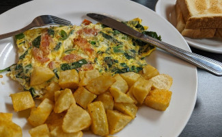 Luk's Diner food