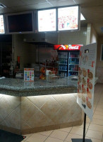 Pizza Pizza Exterior