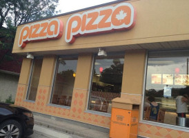Pizza Pizza Exterior