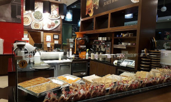 Paramount Fine Foods inside