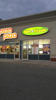 Pizza Pizza Exterior