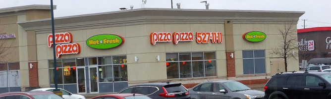 Pizza Pizza Exterior