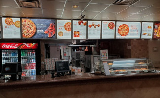 Pizza Pizza Exterior