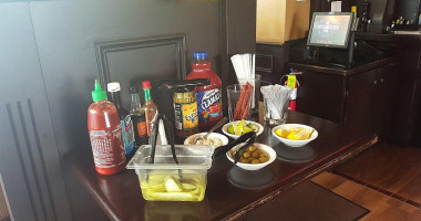 5 West Brew Pub Kitchen Bebida