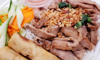 To Me Vietnamese Sub Nourriture