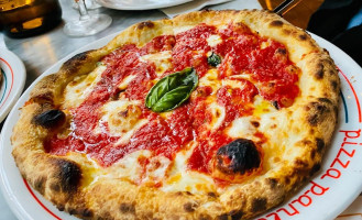 Gentile Pizza Parlour Comida