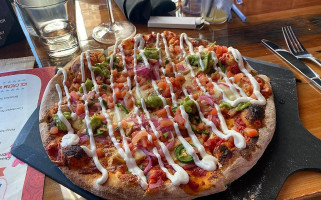 Crust And Crate Comida