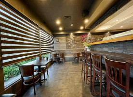 Nami Japanese À l'intérieur