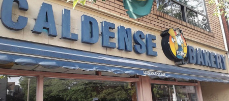 Caldense Bakery outside