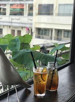 Betty Lee's Baking Paradise Tobe Milk Tea drink
