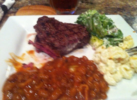 Doms Gastropub food