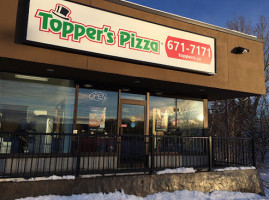 Topper's Pizza Sudbury Barry Downe Road Esterno