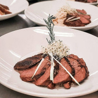 Cardinal Grill Nourriture