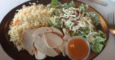 Beaches And Grill Comida