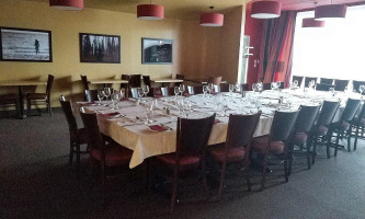 Le Moulin inside