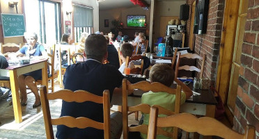 Resto-Pub Manoir Antic À l'intérieur