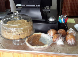 Casse-croute Chez Charly Boisson